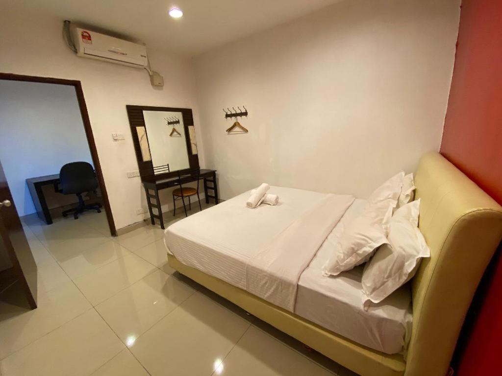Sun Sega Hotel Perai Exterior foto